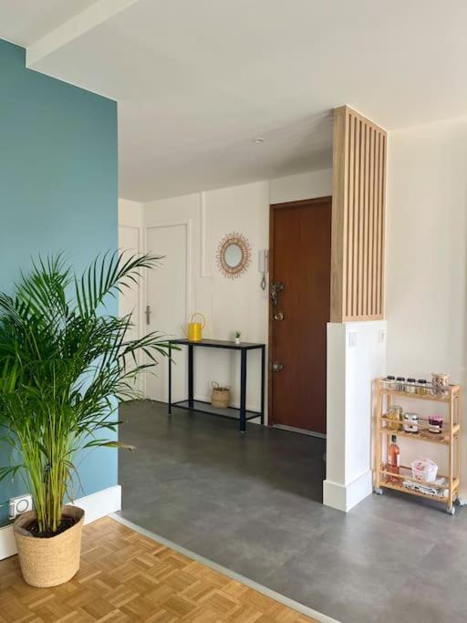 Chambre Privee Dans Un Appartement Partage Villeurbanne Esterno foto