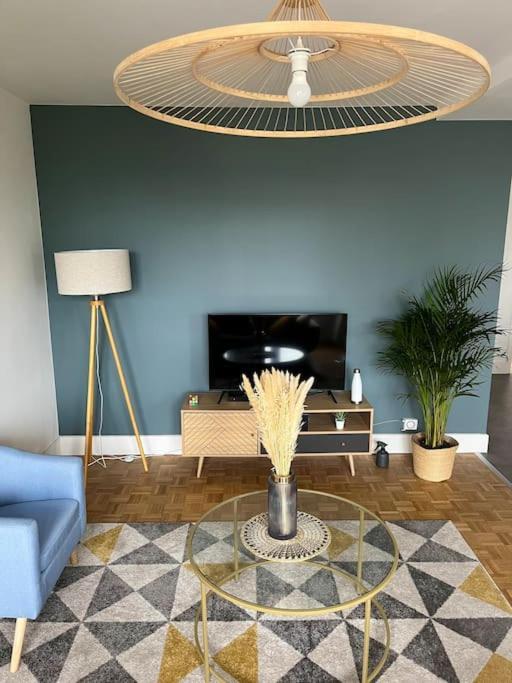 Chambre Privee Dans Un Appartement Partage Villeurbanne Esterno foto