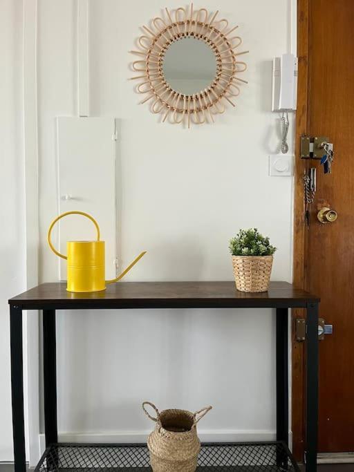 Chambre Privee Dans Un Appartement Partage Villeurbanne Esterno foto